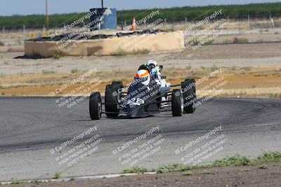 media/Jun-04-2022-CalClub SCCA (Sat) [[1984f7cb40]]/Group 3/Qualifying (Sweeper)/